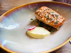 低温三文鱼炒蘑菇土豆泥-G+KITCHEN(龙湖狮山天街店)