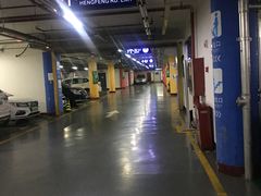 -上海站南广场-停车场