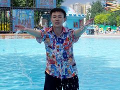 -欢乐水魔方水世界