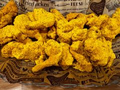 -BHC炸鸡(明洞总店)