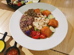-F+轻食健身赋能空间(中华北路国贸商场店)