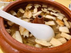 原汁男搂妹汽锅鸡-蝴蝶泉宾馆-中餐厅