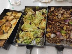 -老东镇啤酒屋海鲜加工·蒸汽海鲜·海鲜烧烤(台东店)