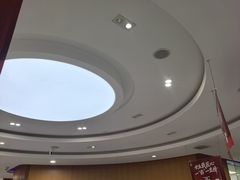 -雅悦齿科(顾村公园店)