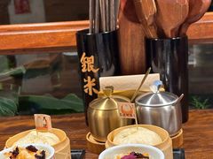 -银米·云南传统过桥米线(双廊黑金冠店)
