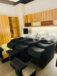-Mentor Hair Salon