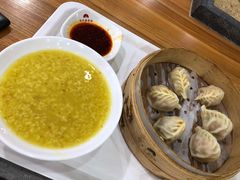 蛋黄鲜肉包-东升灌浆包(辛庄街总店)