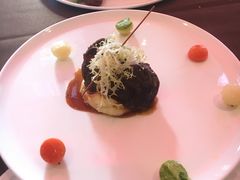 勃艮第红酒炖牛肉-卡本妮法餐厅·北京和平宾馆