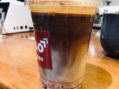 覆盆子拿铁-Joymean coffee.见面咖啡