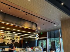 -星巴克臻选(上海虹桥新天地三店)