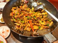 -富正毅三下锅(体育馆店)