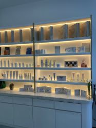 -柒朵科技美肤中心