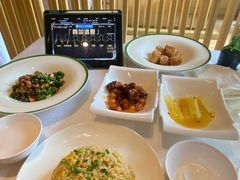 -沁香庭中餐厅·川粤菜(重庆高新假日酒店)