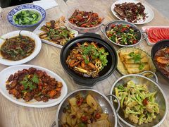 -江城燕子大排档(江汉路步行街店)