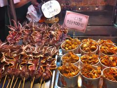 -六合夜市