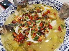 招牌酸菜鲈鱼-六婶西关小厨(光塔路店)