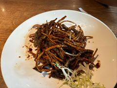 香酥馓子脆鳝-周家二小姐的菜(西津渡店)