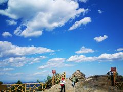-鬼笑石后山停车场
