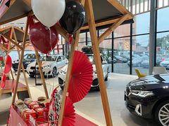 -宁波宝信宝马4S店(江北日湖店)