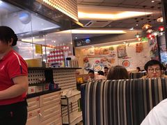 -潮庭港式茶餐厅·熊仔奶茶(同济广场店)