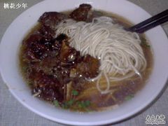 排骨面-老店鹏缘面馆
