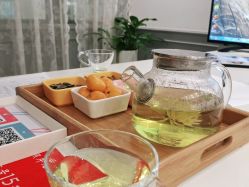 -亲吻宝贝儿童摄影