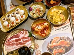 -草家酱蟹炭火烤肉店(珲春南路一店)