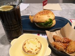 -必胜客(余姚五彩城店PH店)