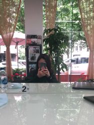 -CARR SALON