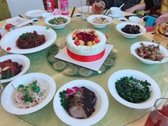 -山明水秀大饭店