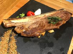 -more than meow吴止猫主题餐厅(承德 中船汇店)