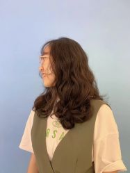 -苏豪路易士·嘉玛发廊