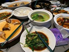 -张家卫·阳江菜·小海鲜(肥婆湾桥店)