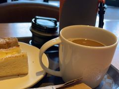 -星巴克臻选(莘庄仲盛店)