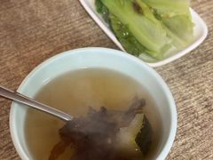 -煲煲香快餐(南京路店)