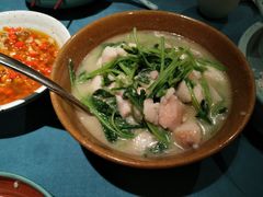 -忆江南·临江鱼馆