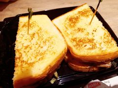 -The Habit Burger Grill 哈比特汉堡(爱琴海店)