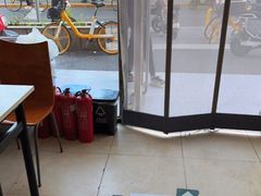 -洪峰浩老北京烧饼夹肉(角门路店)