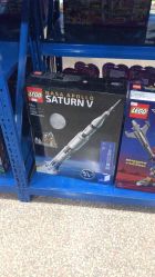 -逝水玩具折扣店