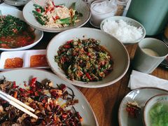 -七步香云南山里菜(昆明老街店)