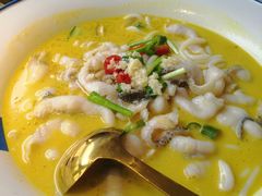 -蜜桃餐厅·伴山(湖滨商业街店)