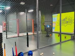 -极限PLAY运动娱乐新世界·团建派对潮玩休闲馆·室内蹦极高空游乐园