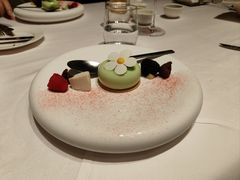 -云厨·高空西餐厅(成都瑯珀·凯悦臻选酒店)