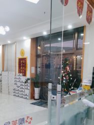 -靓芙泉祛痘.科技美肤连锁