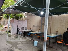 -岳四孃老面馆(四川师范大学狮子山校区桂苑店)