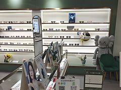-GOOMI久米眼镜·蔡司·依视路·明月官方授权店(龙德紫金店)