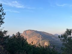 -灵岩山风景区
