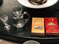 -隆江大酒店(雯婕商务楼店)