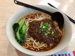-李先生牛肉面大王(北京站售票厅餐厅)