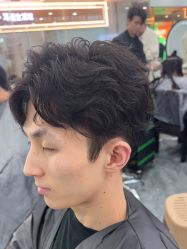 -藤野造型烫染·漂发